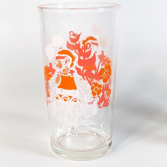 Gnome Elf Drinking Glass Tumbler Cup Kitsch Collectible Home Kitchen Serving - Picture 3 of 8